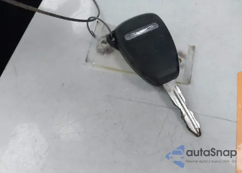 2013 Chrysler 200 Lx из США, поврежденный, VIN 1C3CCBAB4DN561783